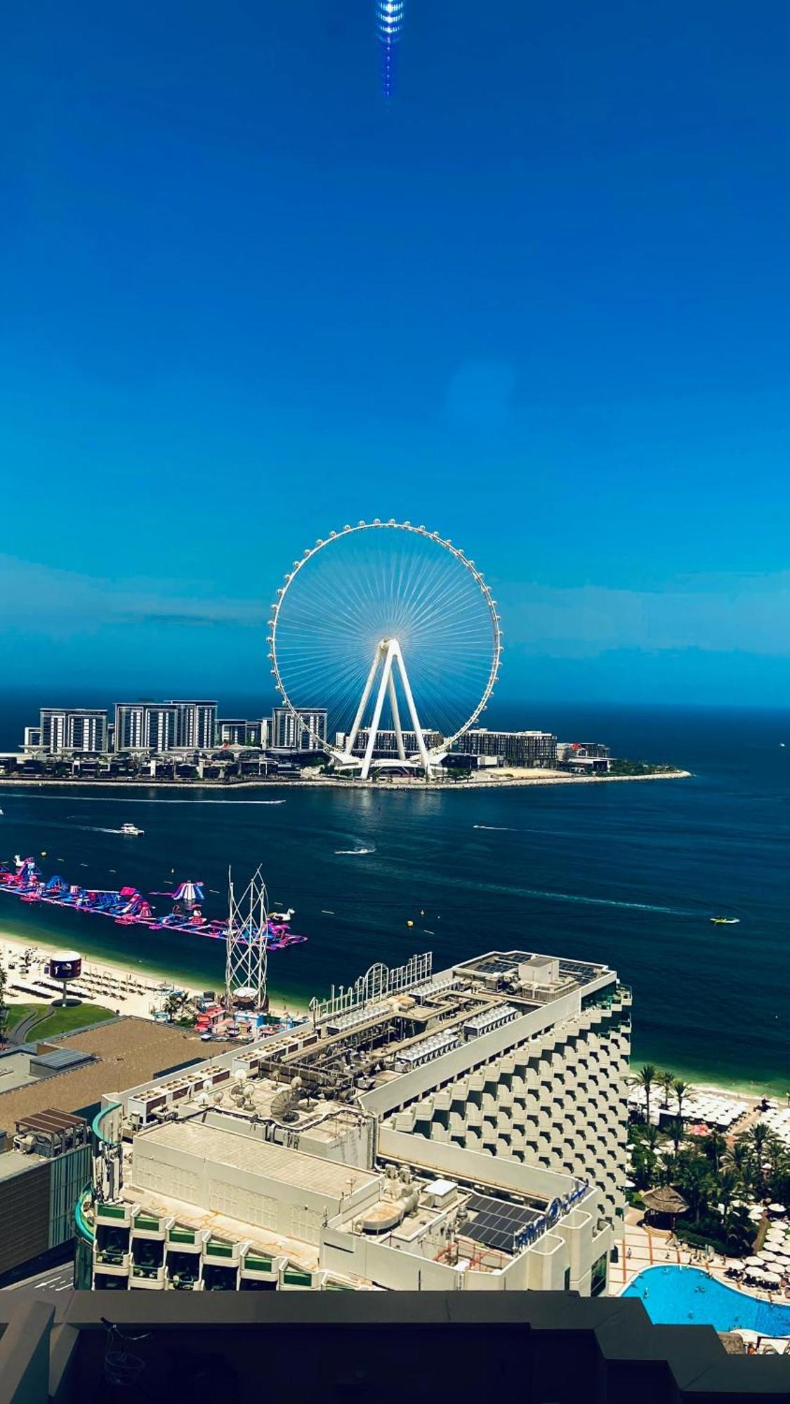 The Aero Hostel دبي المظهر الخارجي الصورة