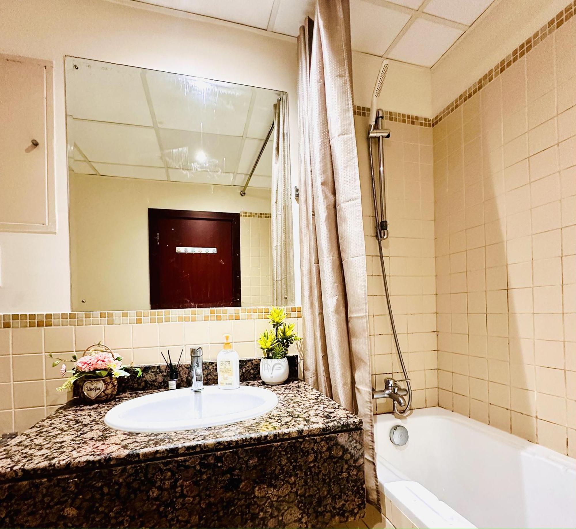 The Aero Hostel دبي المظهر الخارجي الصورة