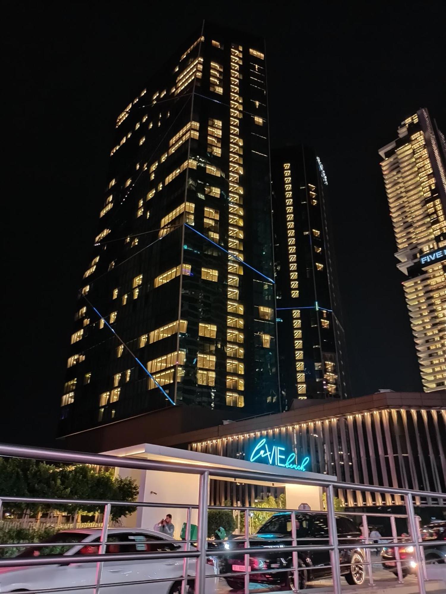 The Aero Hostel دبي المظهر الخارجي الصورة